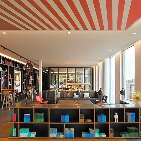 Citizenm Radhuspladsen 4*