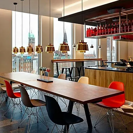 Citizenm Radhuspladsen 4*