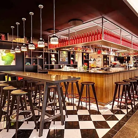 Citizenm Radhuspladsen 4*
